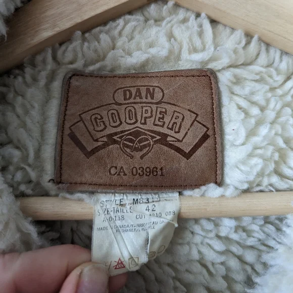 Vintage Trucker Sherpa-lined Jean Jacket - Picture 3 of 7